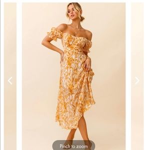 Selfie Leslie yellow midi dress